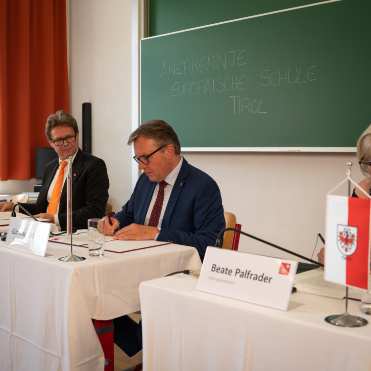 Pressekonferenz zum Projektstart: Anerkannte Europäische Schule im Großraum Innsbruck - Bild Nr. 10642