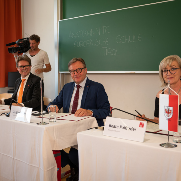 Pressekonferenz zum Projektstart: Anerkannte Europäische Schule im Großraum Innsbruck - Bild Nr. 10665