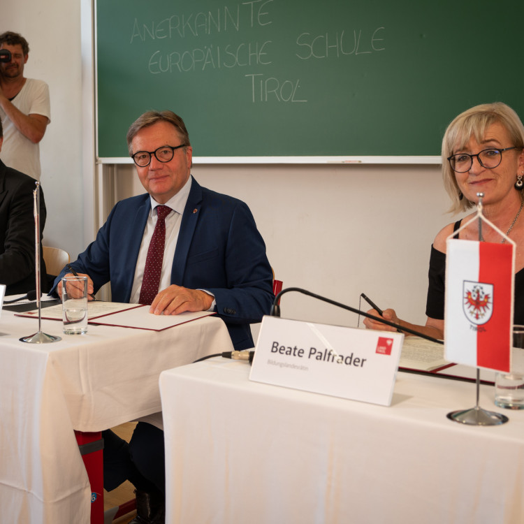 Pressekonferenz zum Projektstart: Anerkannte Europäische Schule im Großraum Innsbruck - Bild Nr. 10673