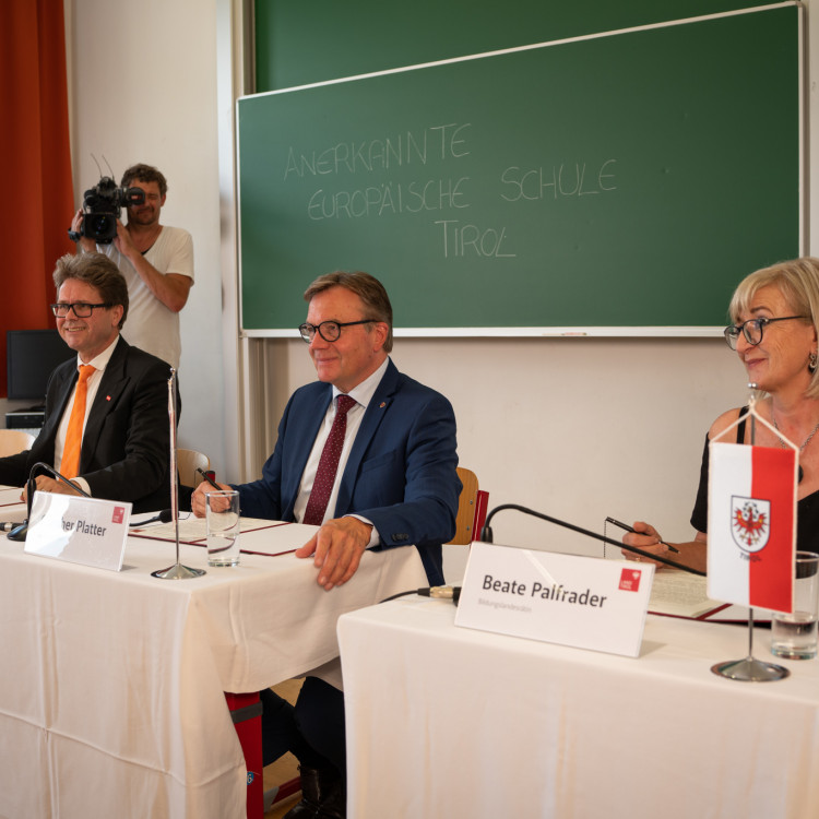 Pressekonferenz zum Projektstart: Anerkannte Europäische Schule im Großraum Innsbruck - Bild Nr. 10677
