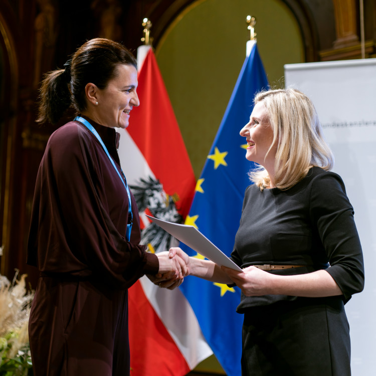 Verleihung Österreichischer Staatspreis für Frauen und weitere Frauenpreise - Bild Nr. 11742