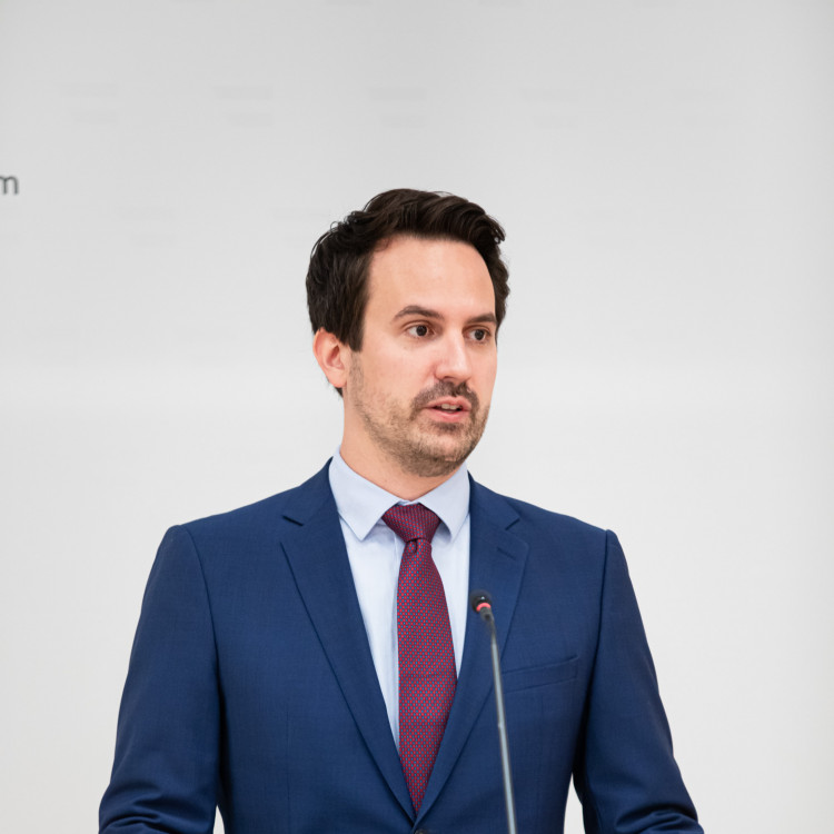 Lehramtsstudium für die Primarstufe wird praxisnäher: Bildungsminister Christoph Wiederkehr und Rektorin Beatrix Karl stellen Reform vor - Bild Nr. 15848