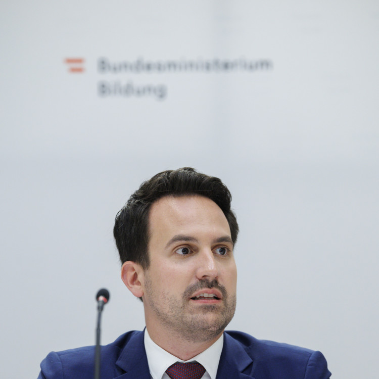 BMB Pressegespräch: OECD präsentiert Daten zum österreichischen Bildungssystem - Bild Nr. 15965