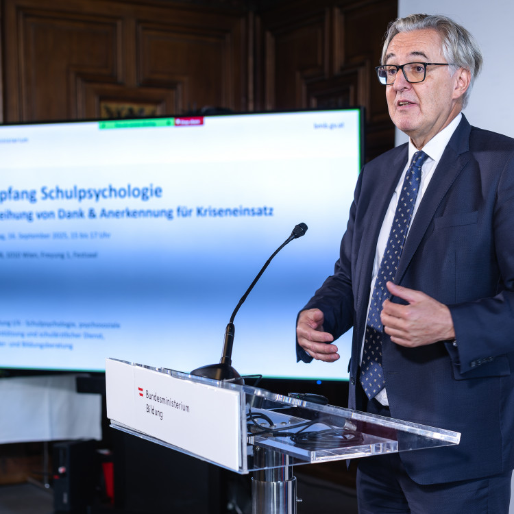 Kriseneinsatz in Graz Schulpsychologie - Verleihung von Dank & Anerkennung - Bild Nr. 16022