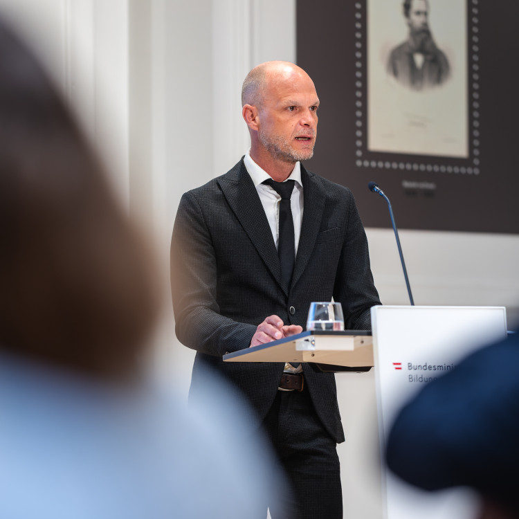 Pressekonferenz „Präsentation: Ergebnisse der ersten 3 Jahre iKMPlus an Österreichs Volksschulen“ - Bild Nr. 17387
