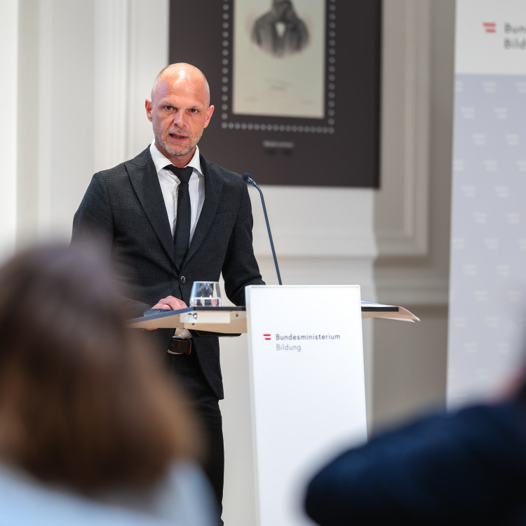 Pressekonferenz „Präsentation: Ergebnisse der ersten 3 Jahre iKMPlus an Österreichs Volksschulen“ - Bild Nr. 17389