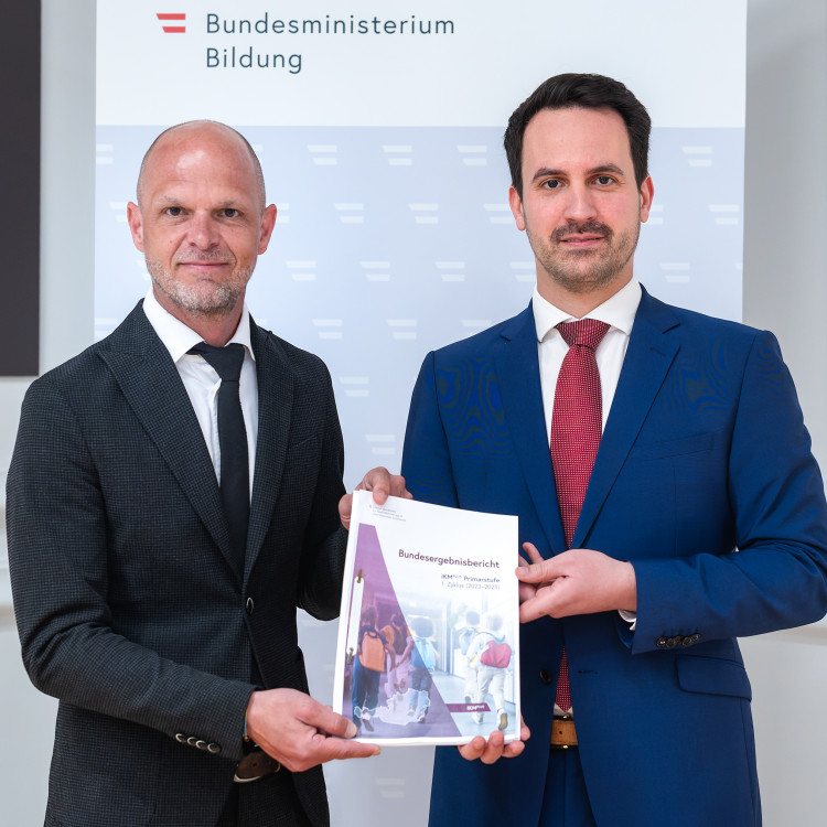 Pressekonferenz „Präsentation: Ergebnisse der ersten 3 Jahre iKMPlus an Österreichs Volksschulen“ - Bild Nr. 17394