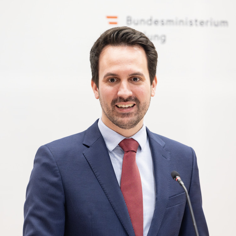 PK „Details zu den neuen Lehrplänen der AHS-Oberstufe“ - Bild Nr. 17473