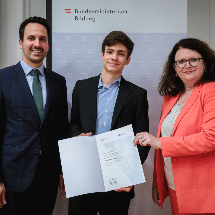 Begabtenförderung im Fokus: Tag der Wissenschaftsolympiaden im Bildungsministerium - Bild Nr. 17716