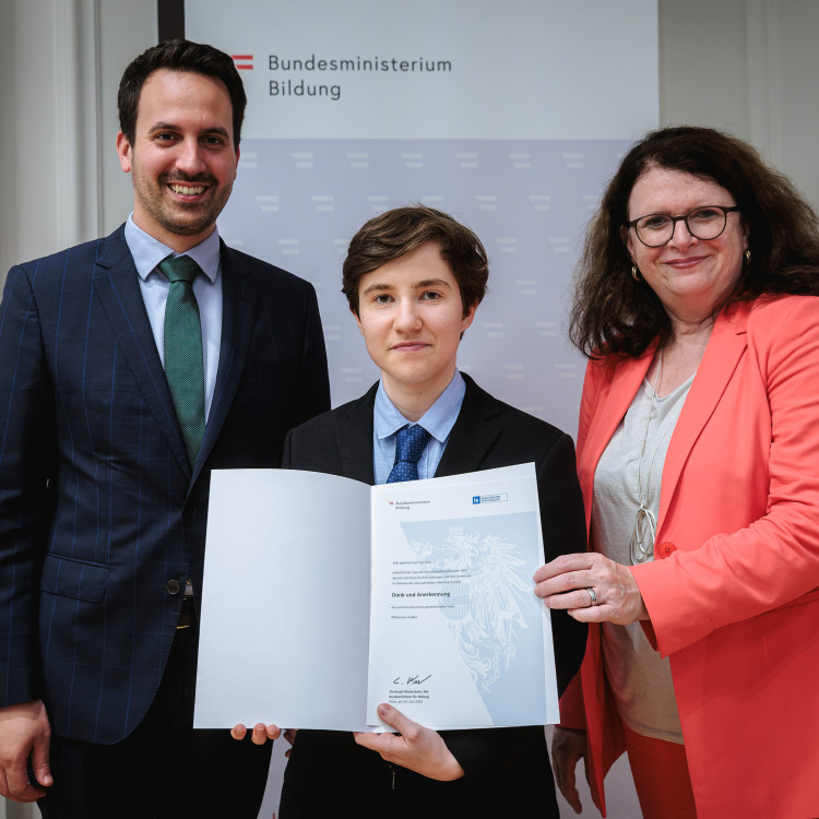 Begabtenförderung im Fokus: Tag der Wissenschaftsolympiaden im Bildungsministerium - Bild Nr. 17717