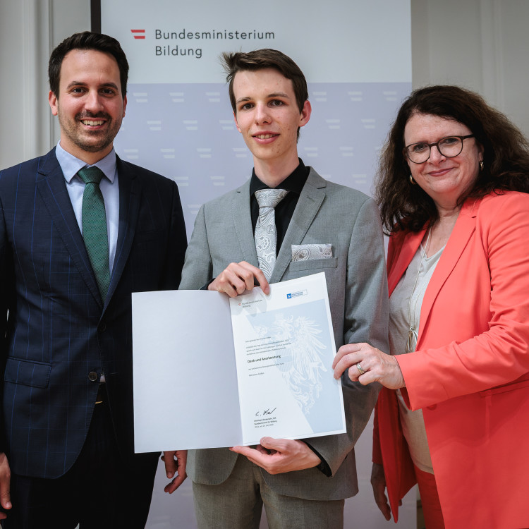 Begabtenförderung im Fokus: Tag der Wissenschaftsolympiaden im Bildungsministerium - Bild Nr. 17718