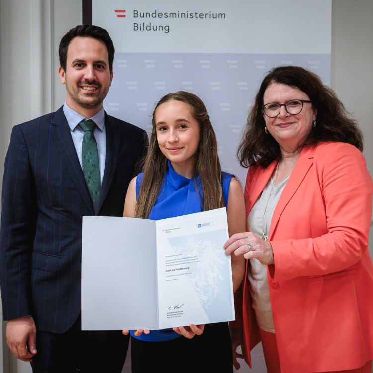 Begabtenförderung im Fokus: Tag der Wissenschaftsolympiaden im Bildungsministerium - Bild Nr. 17734