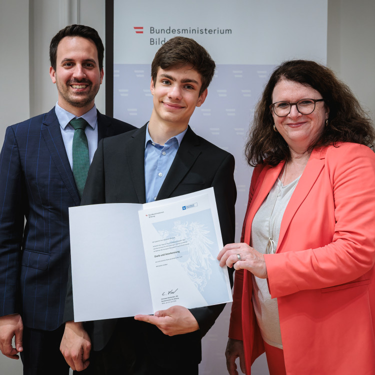 Begabtenförderung im Fokus: Tag der Wissenschaftsolympiaden im Bildungsministerium - Bild Nr. 17736