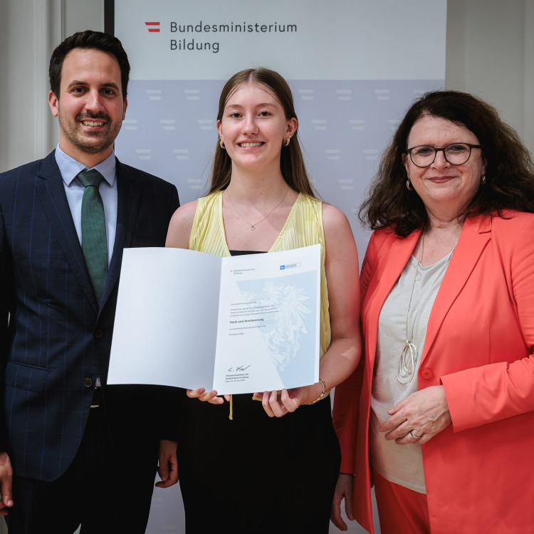 Begabtenförderung im Fokus: Tag der Wissenschaftsolympiaden im Bildungsministerium - Bild Nr. 17737