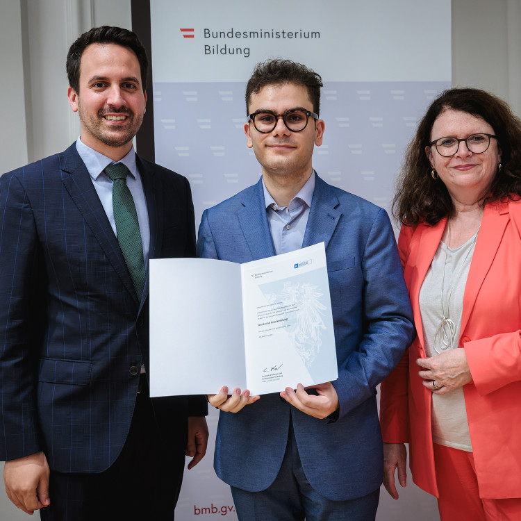 Begabtenförderung im Fokus: Tag der Wissenschaftsolympiaden im Bildungsministerium - Bild Nr. 17741