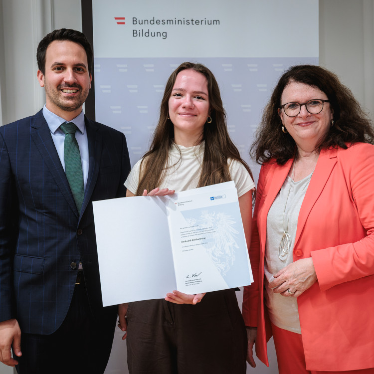 Begabtenförderung im Fokus: Tag der Wissenschaftsolympiaden im Bildungsministerium - Bild Nr. 17742