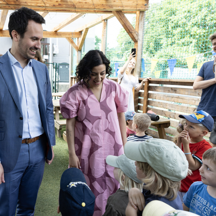 Besuch von Bildungsminister Wiederkehr in der Schwedischen Schule in Wien - Bild Nr. 17754