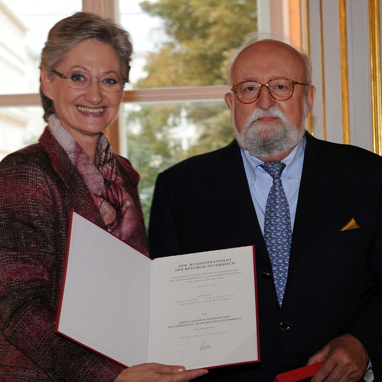Kulturministerin Schmied überreichte Krzysztof Penderecki das Große Goldene Ehrenzeichen für Verdienste um die Republik Österreich - Bild Nr. 2077