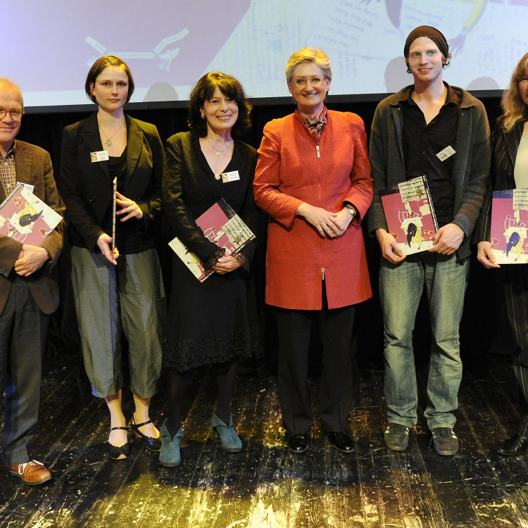 Vorschau BM Claudia Schmied verleiht Kinder- und Jugendbuchpreise 2011
