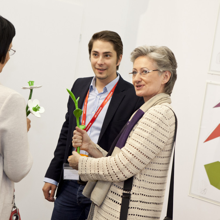 Ministerin Claudia Schmied besucht die Kunstmesse Art Cologne - Bild Nr. 2608