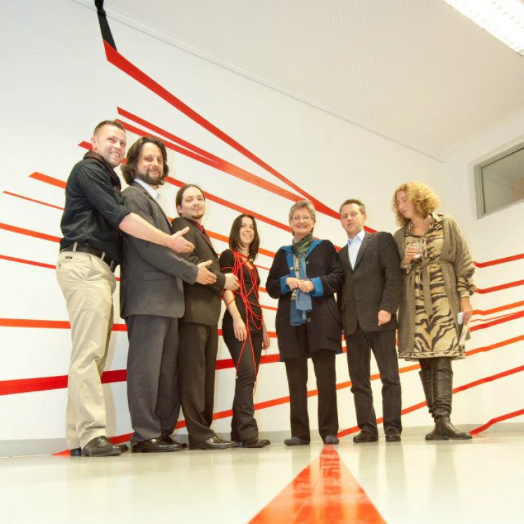 Ausstellungseröffnung "Roter Teppich für Anemona Crisan" - Bild Nr. 265