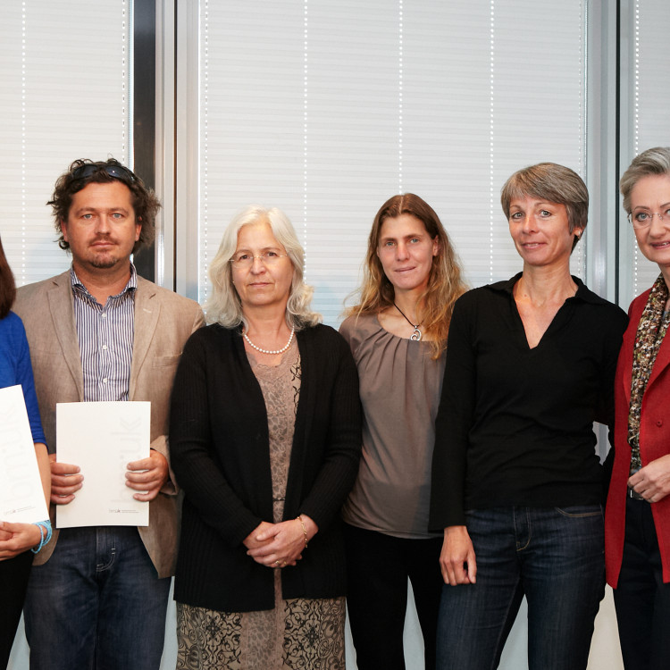 Bildungsministerin Claudia Schmied vergibt Award "Bessere Lernwelten 2013" - Bild Nr. 2691