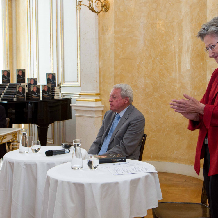 Vorschau Politische Erinnerungen Bundesministerin Dr. Claudia Schmied im Gespräch mit Dr. Franz Vranitzky