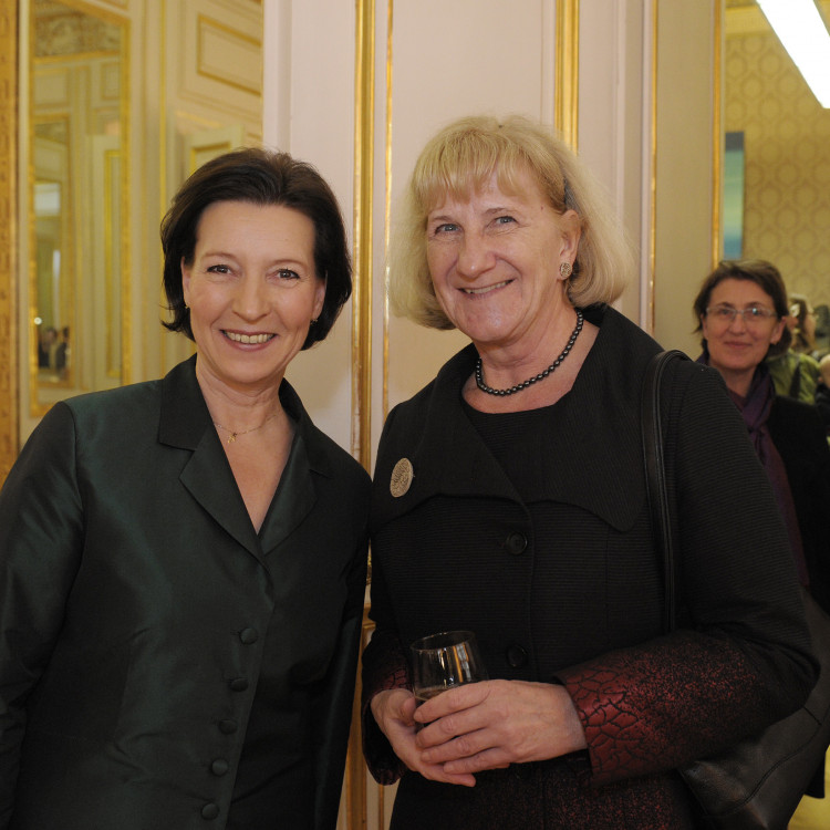 Open House im Frauenministerium: Rund 300 Gäste zu Besuch bei Bundesministerin Gabriele Heinisch-Hosek - Bild Nr. 3480
