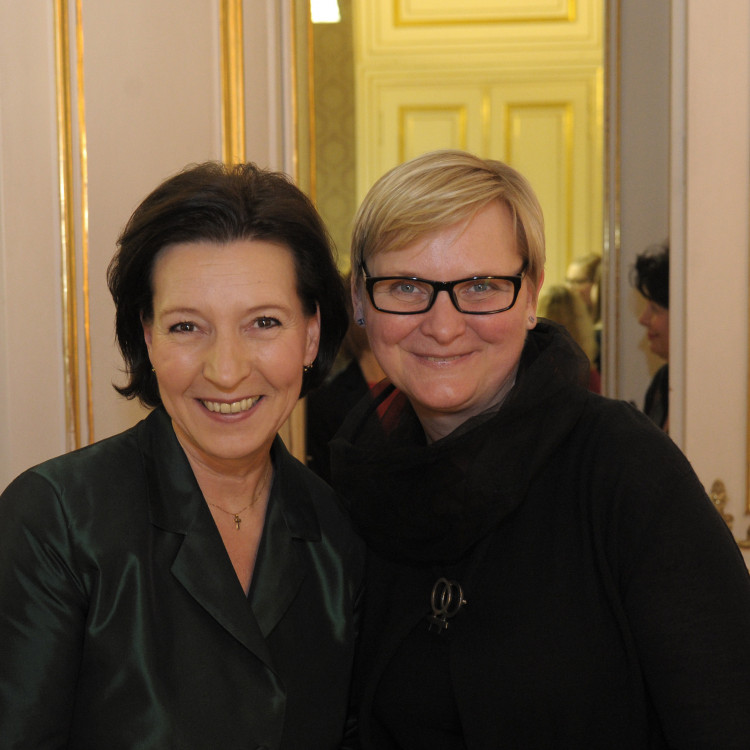 Open House im Frauenministerium: Rund 300 Gäste zu Besuch bei Bundesministerin Gabriele Heinisch-Hosek - Bild Nr. 3490