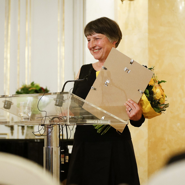 Verleihung Frauenpreis des Frauenrings 2014 - Bild Nr. 3545