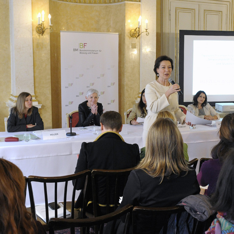 Vorschau Tagung der Frauenberatungseinrichtungen 2014
