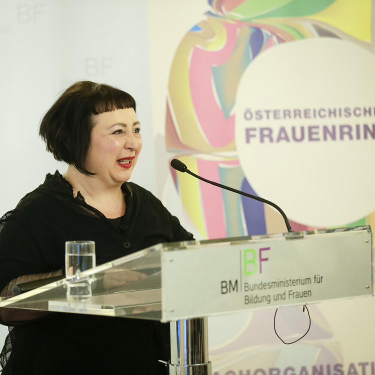 Frauenring-Preis für Sibylle Hamann, Gabriella Hauch und Ulli Weish - Bild Nr. 6582