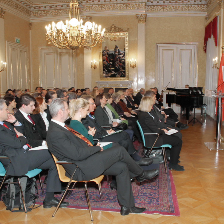 BMBWF: Bundesminister Faßmann überreichte hohe staatliche Auszeichnungen - Bild Nr. 7802