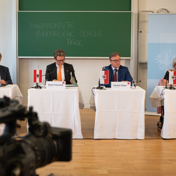 Pressekonferenz zum Projektstart: Anerkannte Europäische Schule im Großraum Innsbruck - Bild Nr. 10656