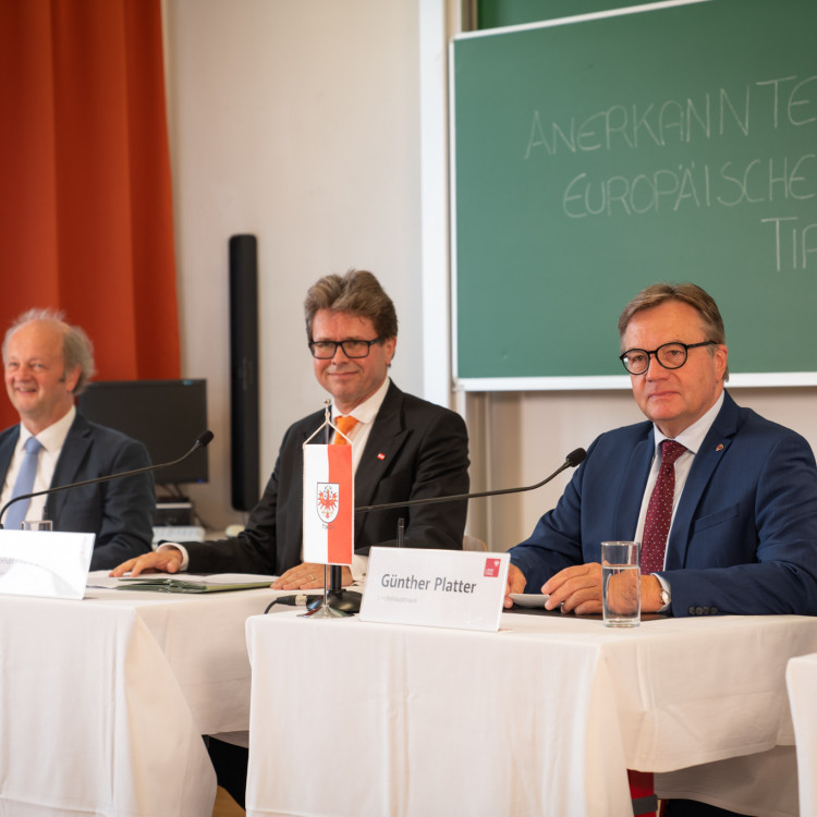Pressekonferenz zum Projektstart: Anerkannte Europäische Schule im Großraum Innsbruck - Bild Nr. 10666