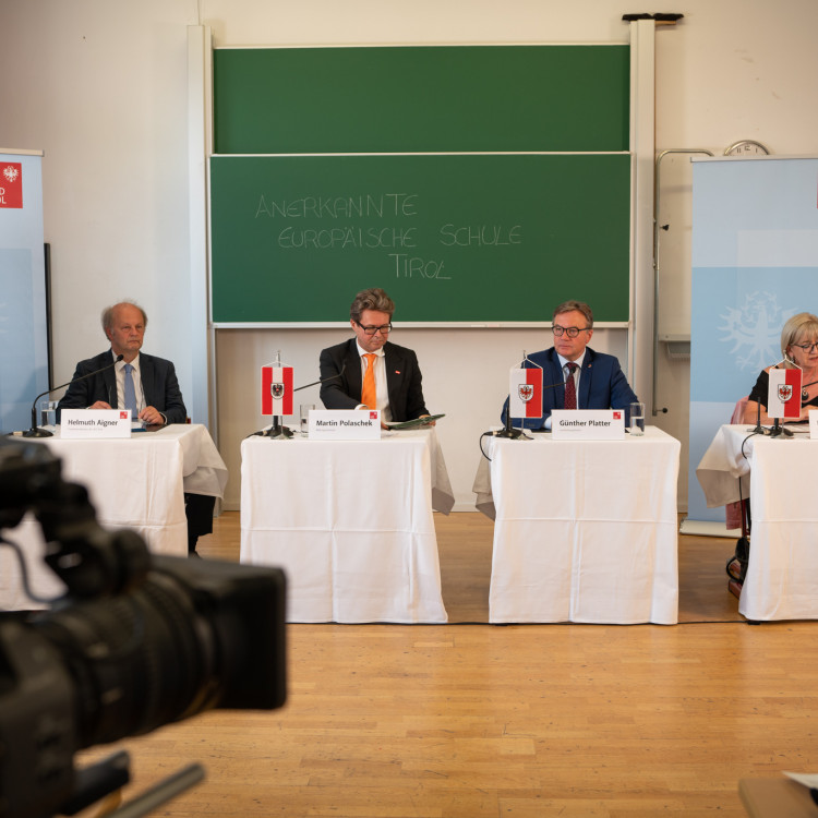 Pressekonferenz zum Projektstart: Anerkannte Europäische Schule im Großraum Innsbruck - Bild Nr. 10679