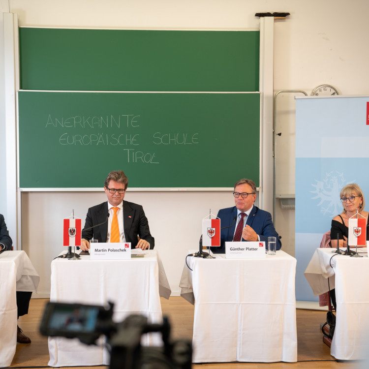 Pressekonferenz zum Projektstart: Anerkannte Europäische Schule im Großraum Innsbruck - Bild Nr. 10688
