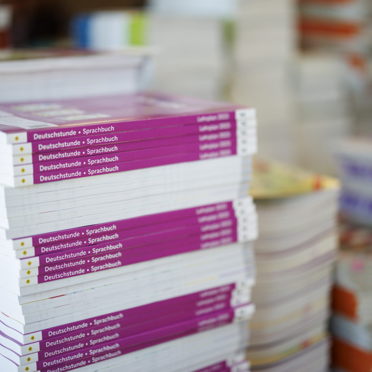 Fototermin zum Schulstart 2025 mit Bundesminister Christoph Wiederkehr - Bild Nr. 15908