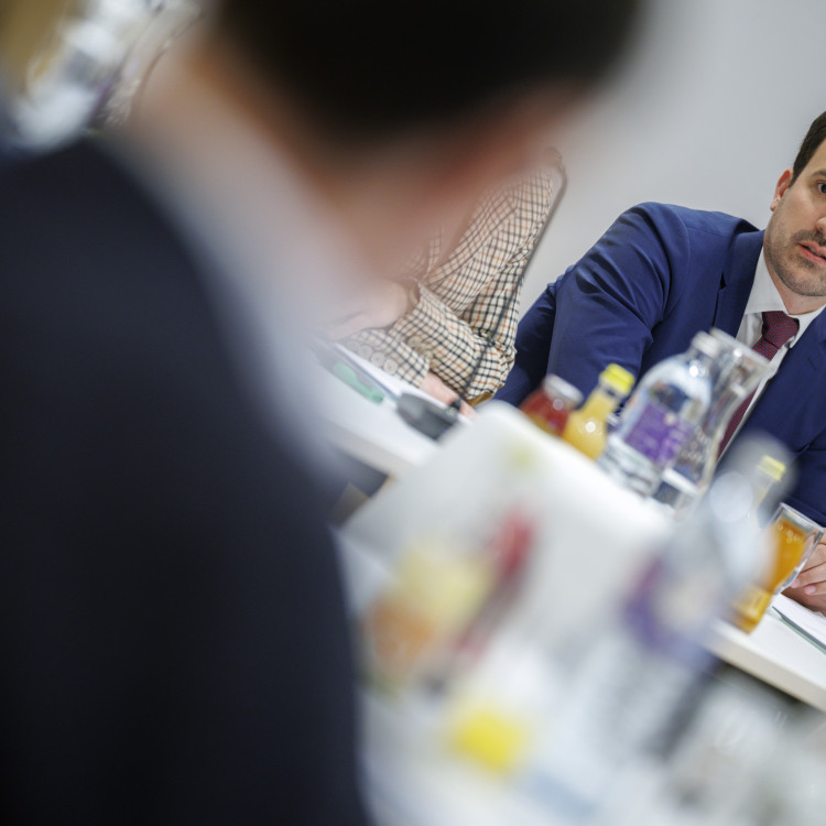 BMB Pressegespräch: OECD präsentiert Daten zum österreichischen Bildungssystem - Bild Nr. 15969