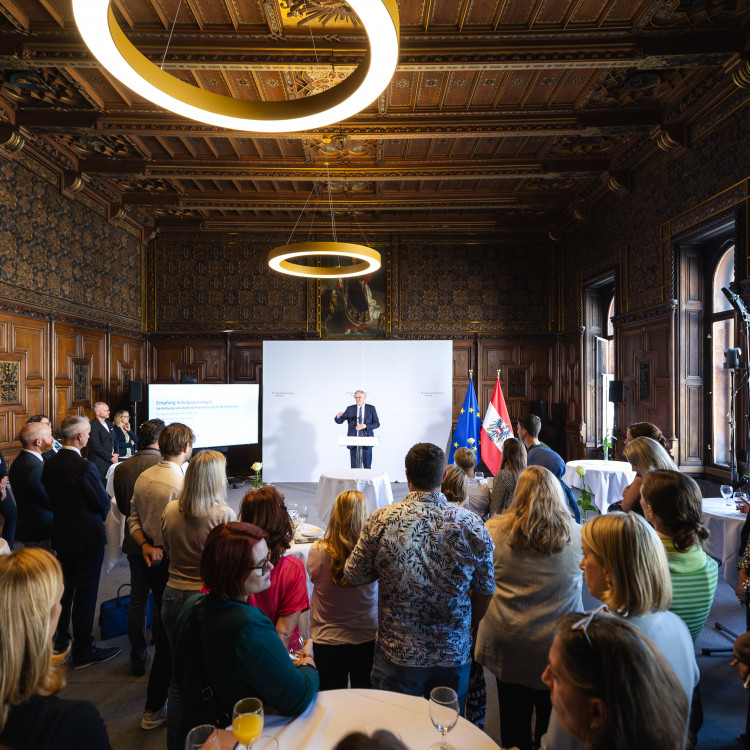 Kriseneinsatz in Graz Schulpsychologie - Verleihung von Dank & Anerkennung - Bild Nr. 15998