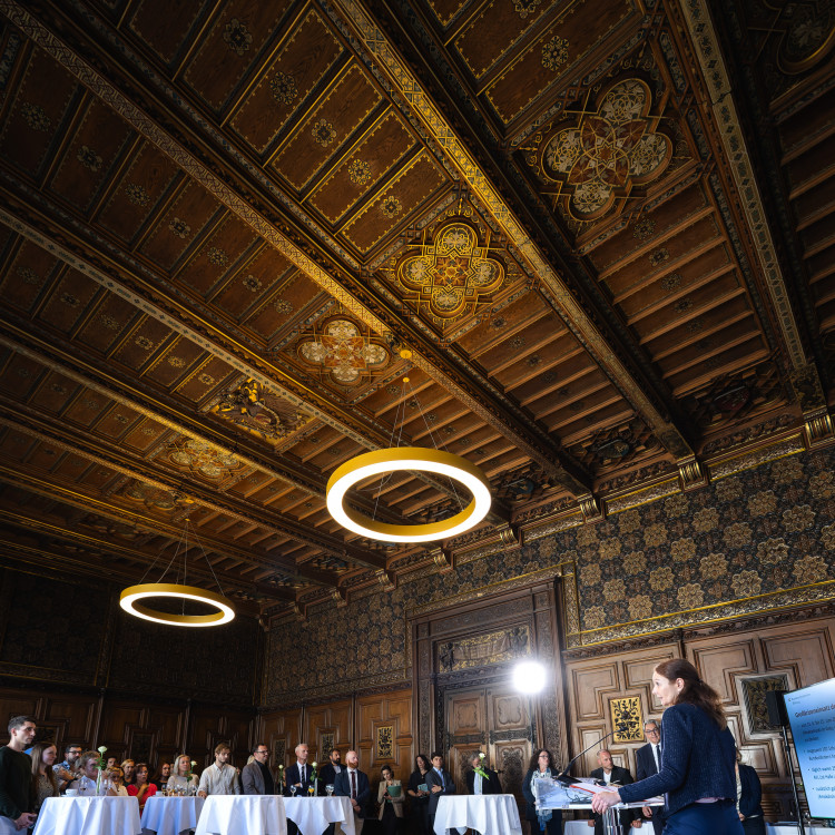 Kriseneinsatz in Graz Schulpsychologie - Verleihung von Dank & Anerkennung - Bild Nr. 16004