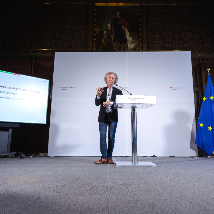 Kriseneinsatz in Graz Schulpsychologie - Verleihung von Dank & Anerkennung - Bild Nr. 16008