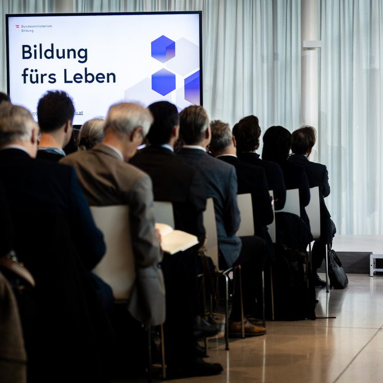 Grundsatzrede von Bildungsminister Christoph Wiederkehr - Bild Nr. 16149