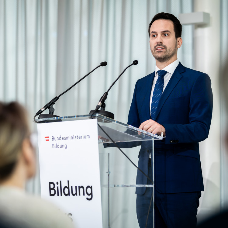 Grundsatzrede von Bildungsminister Christoph Wiederkehr - Bild Nr. 16154