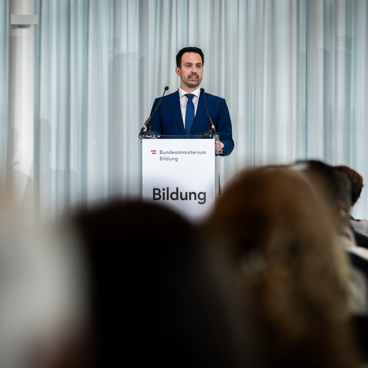 Grundsatzrede von Bildungsminister Christoph Wiederkehr - Bild Nr. 16158