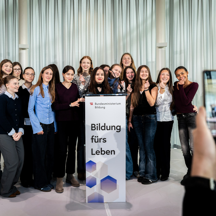 Grundsatzrede von Bildungsminister Christoph Wiederkehr - Bild Nr. 16174