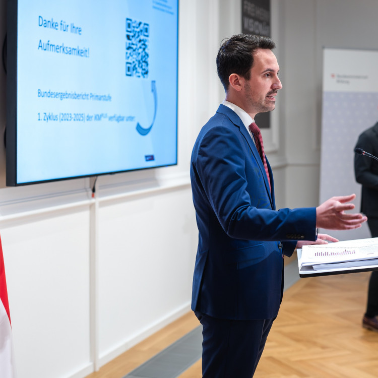 Pressekonferenz „Präsentation: Ergebnisse der ersten 3 Jahre iKMPlus an Österreichs Volksschulen“ - Bild Nr. 17390
