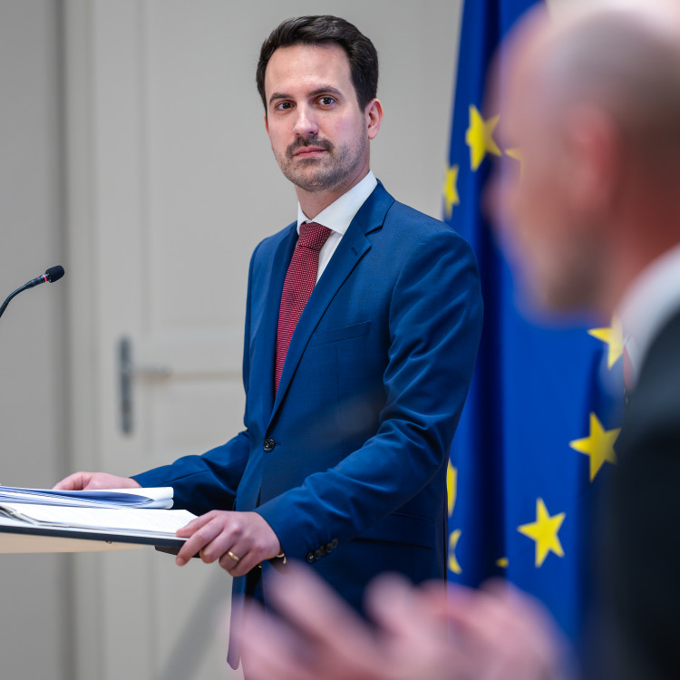 Pressekonferenz „Präsentation: Ergebnisse der ersten 3 Jahre iKMPlus an Österreichs Volksschulen“ - Bild Nr. 17391