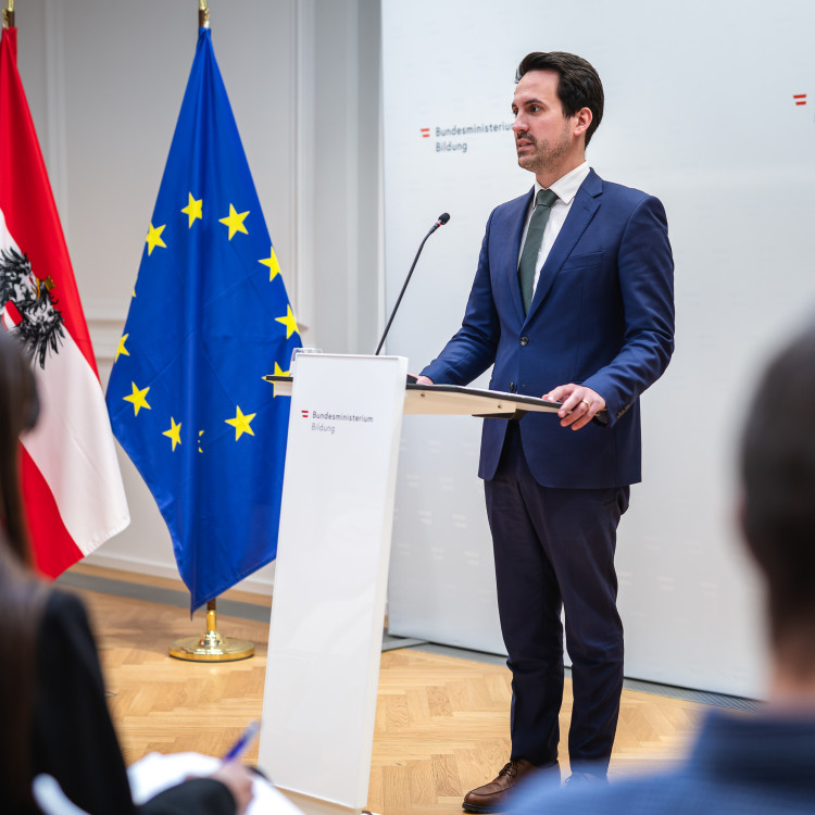 Bildungsministerium kündigt die Veröffentlichung standortbezogener Schuldaten an - Bild Nr. 17482