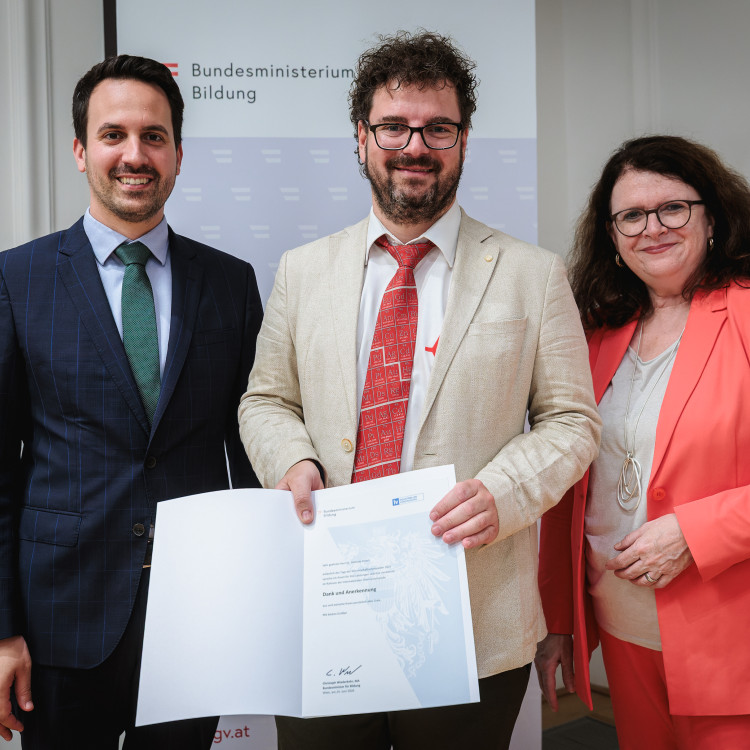 Begabtenförderung im Fokus: Tag der Wissenschaftsolympiaden im Bildungsministerium - Bild Nr. 17719